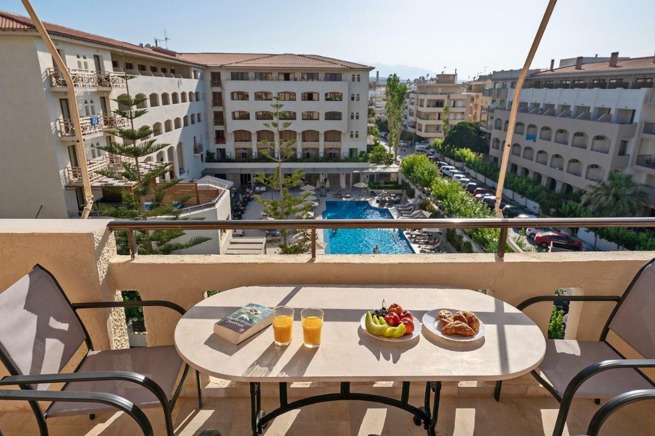 Sol & Mare - Beach Front Rethymno  Bagian luar foto