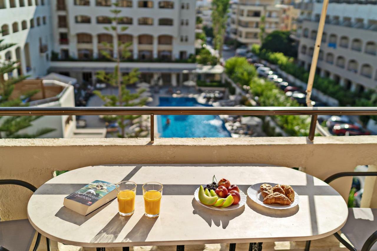 Sol & Mare - Beach Front Rethymno  Bagian luar foto